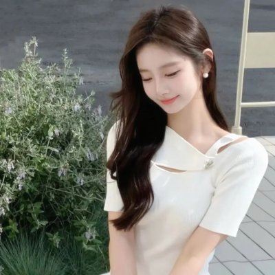 情挑玉女心